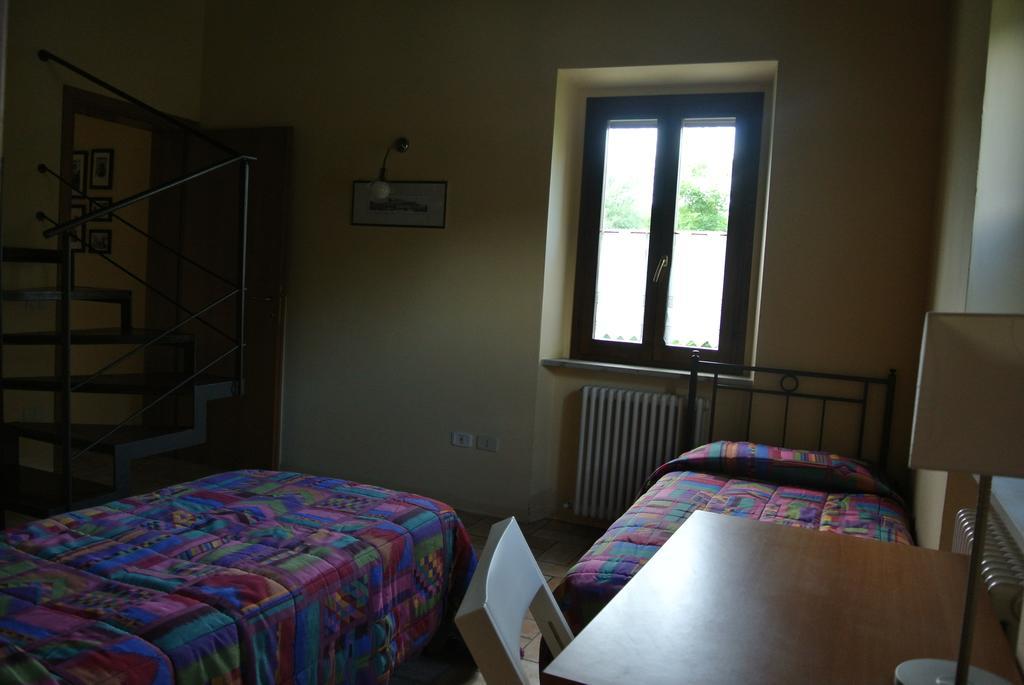 Agriturismo Valdappio Urbino Szoba fotó